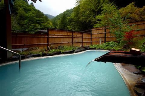 湯元齋藤旅館　露天風呂